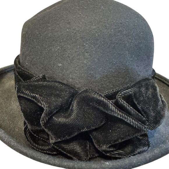 Vintage 80s Lord & Taylor Italian Wool Black Bucket Hat Velvet Rosette S/M main image 12